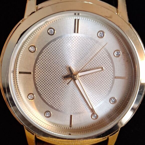 His and hers matching watch set, water resistant (W030) NWT